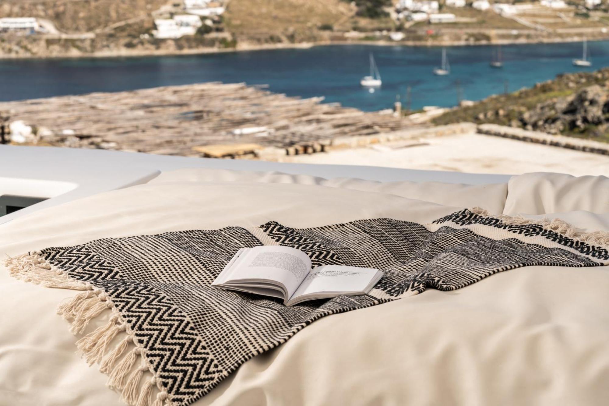 Готель White Stone Mykonos Agios Ioannis Diakoftis Екстер'єр фото